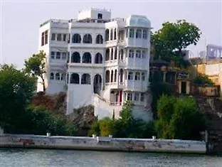 Kontakte von Wonder View Palace